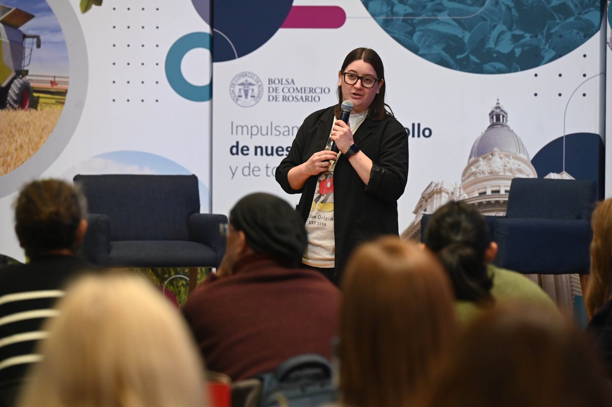 Se desarrolla en la sede de la Bolsa de Comercio de Rosario un Taller de Recaudación de Fondos para Organizaciones de la Sociedad Civil, organizado por la Fundación BCR. El encuentro tiene como objetivo brindar herramientas prácticas para fortalecer las estrategias de