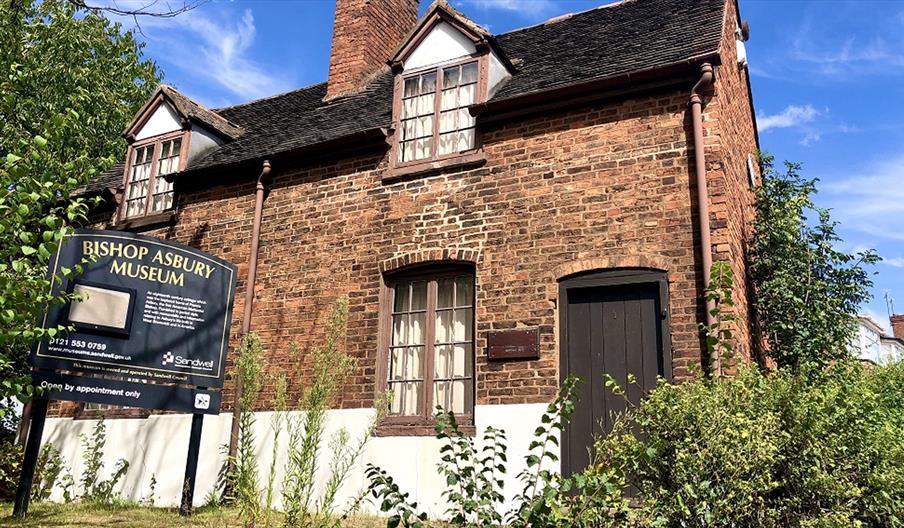 Sandwell Museums (@sandwellmuseums) on Twitter photo HERITAGE OPEN DAYS ARE COMING! 12-21 September
Explore Sandwell's Heritage @Sandwellmuseums and <a href="/SandwellArchive/">Sandwell Archives</a> this September as part of the national <a href="/heritageopenday/">Heritage Open Days</a> Festival- All FREE to explore!
Find out what's on in Sandwell to discover at heritageopendays.org.uk/whats-on/searc… HERITAGE OPEN DAYS ARE COMING! 12-21 September
Explore Sandwell's Heritage @Sandwellmuseums and <a href="/SandwellArchive/">Sandwell Archives</a> this September as part of the national <a href="/heritageopenday/">Heritage Open Days</a> Festival- All FREE to explore!
Find out what's on in Sandwell to discover at heritageopendays.org.uk/whats-on/searc…