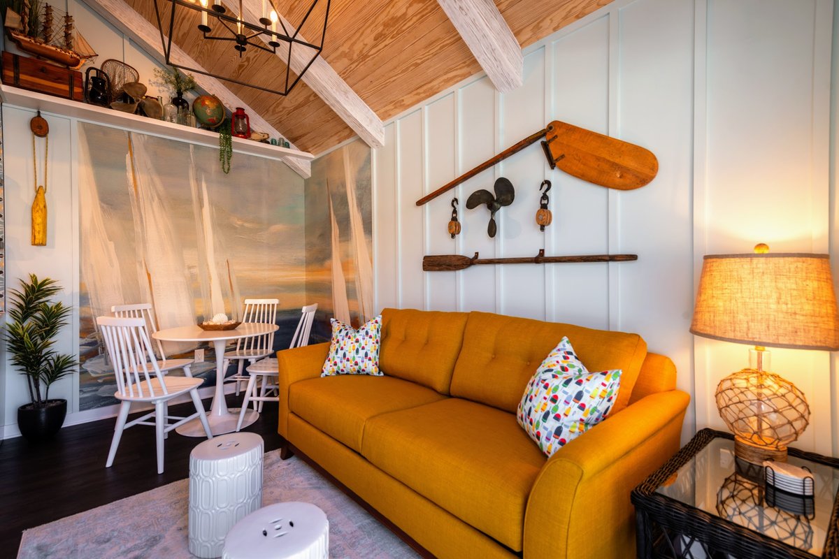 barron_designs's tweet image. Rustic. Modern. Coastal. Traditional. No matter your style, our beams bring the perfect finishing touch.

Find yours today!

#Designstyle #woodbeams #interiordesign