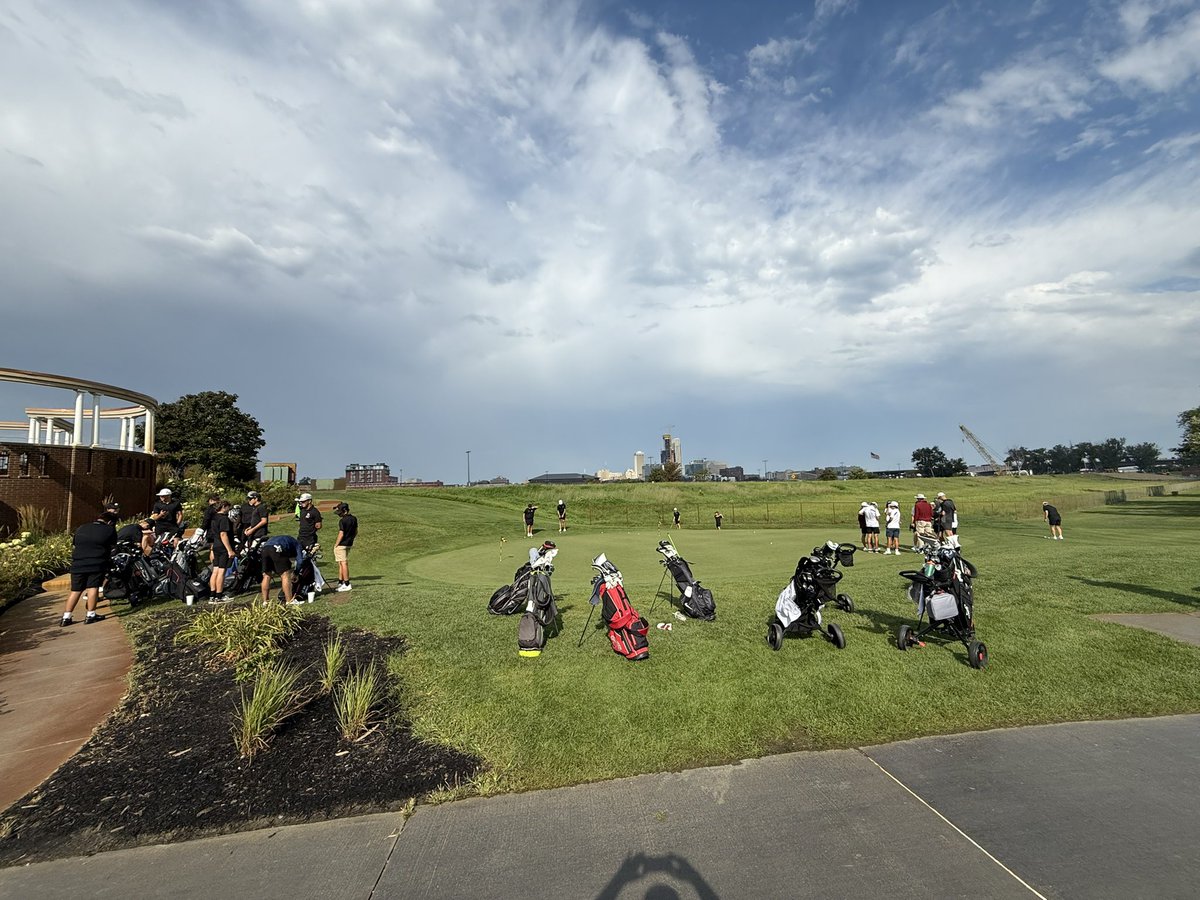 LeMarsDogsGolf's tweet photo. here we go!! 1st triangular of the year!! https://t.co/mlUiZGNrZ3