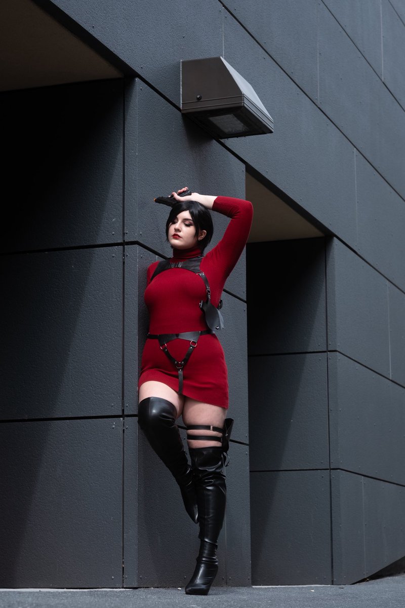 roset33th's tweet image. good ada wong morning everyone 
📸 @/cuvpix on insta #REBHFun #ResidentEvil #ResidentEvil4