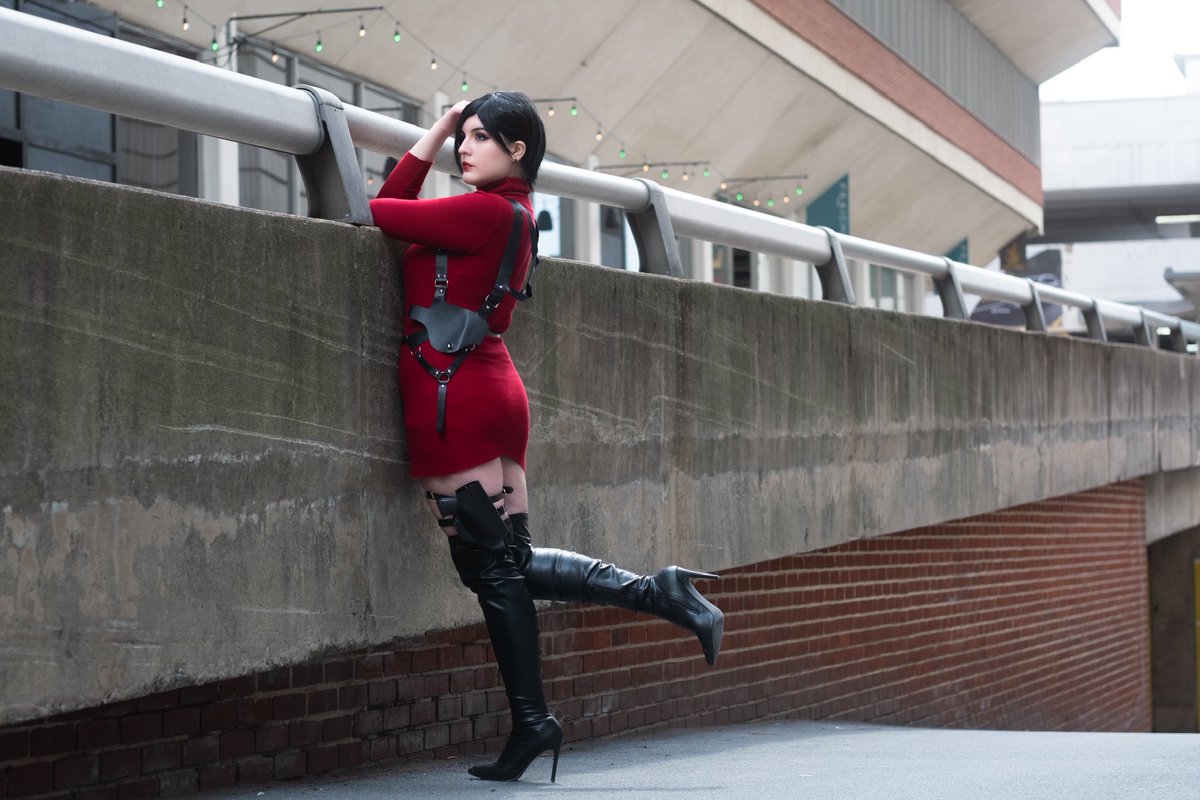 roset33th's tweet image. good ada wong morning everyone 
📸 @/cuvpix on insta #REBHFun #ResidentEvil #ResidentEvil4