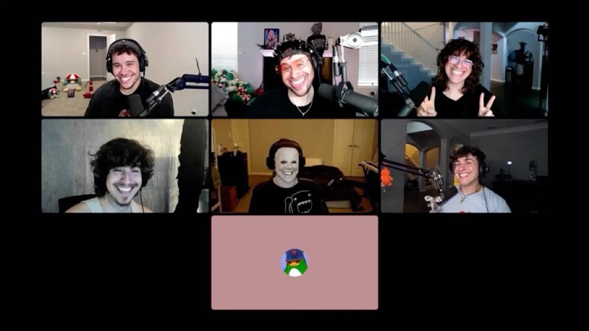 Daily GroupChat tweet media