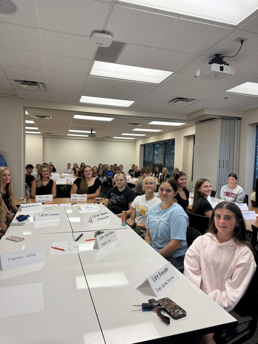 Colleen Jones (@lpstheadvance) on Twitter photo 70+ LPS medical interns are ready for the new year! Whether they are a hospital, PT, vet med, dentistry, chiropractor, etc…onboarding is an important part of starting a successful internship. Here’s to amazing opportunities this year!!#lpsleads <a href="/LNEagleNews/">Liberty North HS</a> <a href="/LHSJAYS/">Liberty High School</a> 70+ LPS medical interns are ready for the new year! Whether they are a hospital, PT, vet med, dentistry, chiropractor, etc…onboarding is an important part of starting a successful internship. Here’s to amazing opportunities this year!!#lpsleads <a href="/LNEagleNews/">Liberty North HS</a> <a href="/LHSJAYS/">Liberty High School</a>