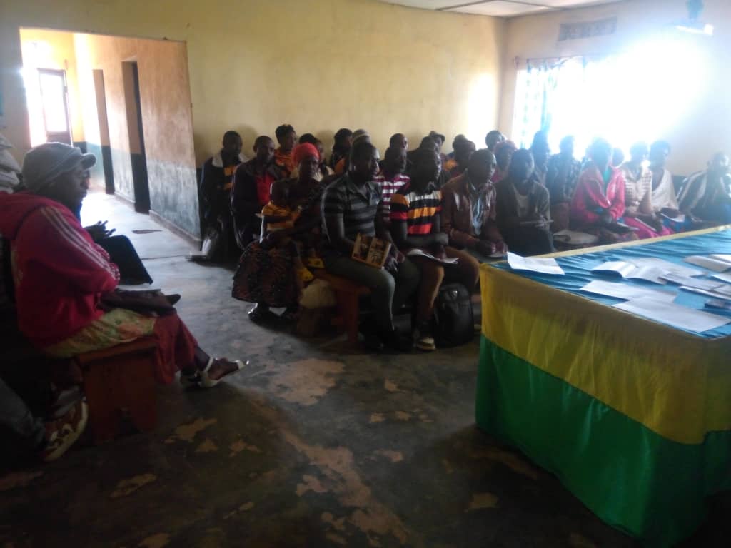 Kuwa 14/08/2025, mu nama yabereye ku biro by’Umurenge wa Manyagiro, haganiriwe ku myiteguro y’igihembwe cya mbere cy’ihinga 2026. Yitabiriwe na ba SEDO, abajyanama b’ubuhinzi, abafashamyumvire, abacuruzi b’inyongeramusaruro ndetse n’umukozi wa B2R uzadufasha muri gahunda ya CA.