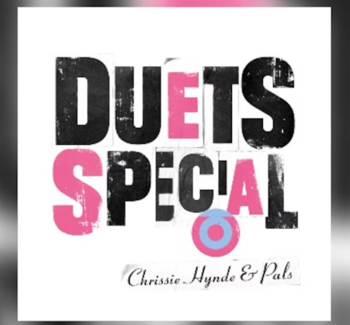 She's getting a little help from her famous friends! 🎶 <a href="/ChrissieHynde/">Chrissie Hynde</a>  collabed with a bunch of her pals like #DebbieHarry from <a href="/BlondieOfficial/">Debbie Harry/BLONDIE</a> for a new solo album! #DuetsSpecial comes out 10/17.  Sample here: bit.ly/3UtL8f8 ~ <a href="/niqueWBAB/">domonique</a>