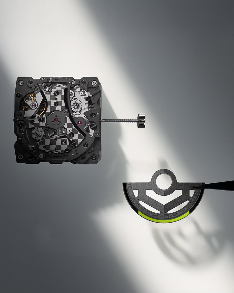 The highly intricate Calibre TH81-00 offers an architectural