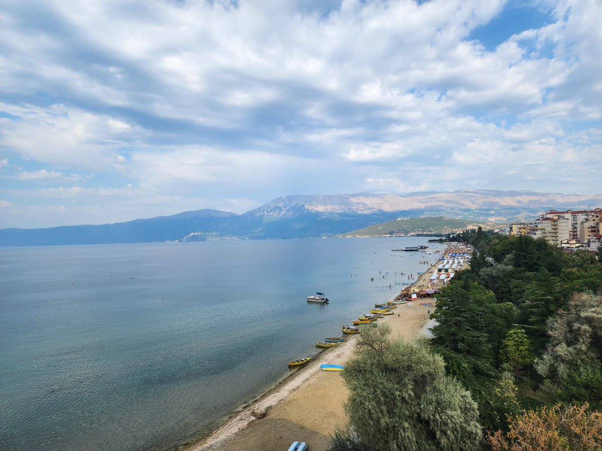 Boa tarde a todes, lémosvos desde aquí ♥️🇦🇱🇲🇰♥️