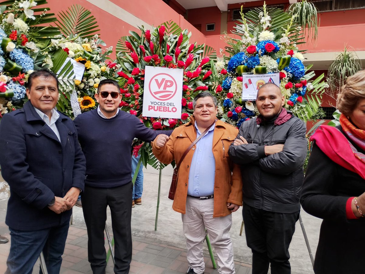 ¡El centenario de Fidel!

Nos hicimos presentes en el 99° natalicio de Fidel Castro, homenaje organizado por la Embajada de Cuba en Perú y la Federación de Construcción Civil.  

¡Con su ejemplo, venceremos!