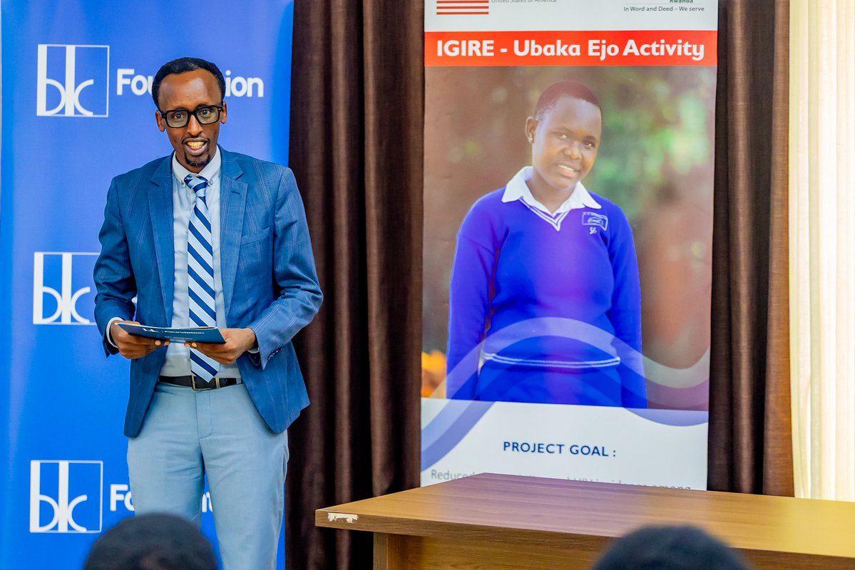 BK Foundation (@bkfoundation_) on Twitter photo BK Foundation, in partnership with <a href="/aeerwanda/">AEE RWANDA</a> under the IGIRE program, and joined by the Vice Mayor of Kayonza District, celebrated 40 youth who completed technical and vocational training through BK Foundation scholarships.
In his remarks, Program Manager Pascal Nkurunziza BK Foundation, in partnership with <a href="/aeerwanda/">AEE RWANDA</a> under the IGIRE program, and joined by the Vice Mayor of Kayonza District, celebrated 40 youth who completed technical and vocational training through BK Foundation scholarships.
In his remarks, Program Manager Pascal Nkurunziza