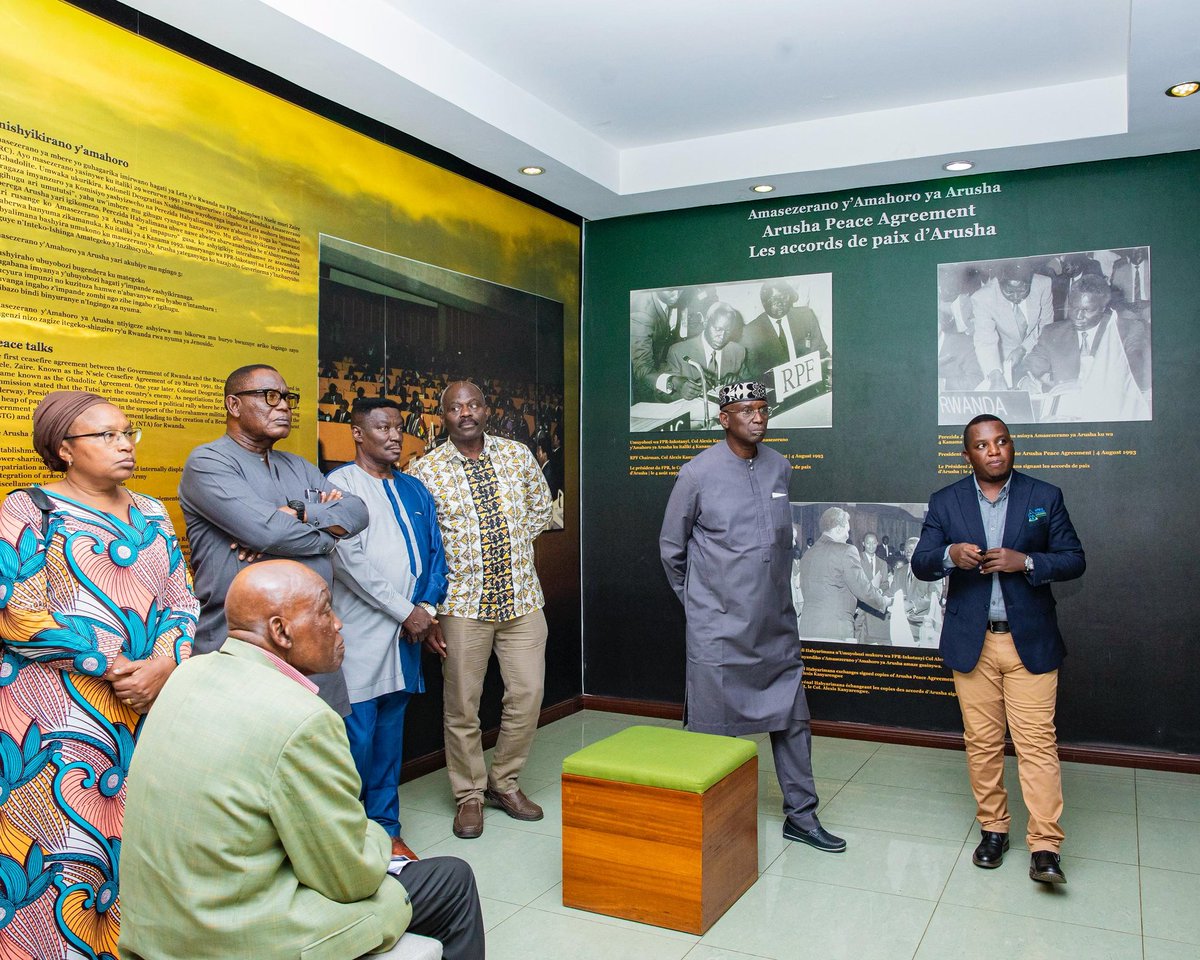 RealMumbogo_S's tweet photo. 🇷🇼Inside Parliament, veterans of UNAMIR (#MINUAR) felt echoes of fear, courage, and mission from 1994. Today, it stands as a house of democracy and law, reflecting Rwanda’s extraordinary journey from tragedy to governance and peace. https://t.co/CiiEXw7KBv