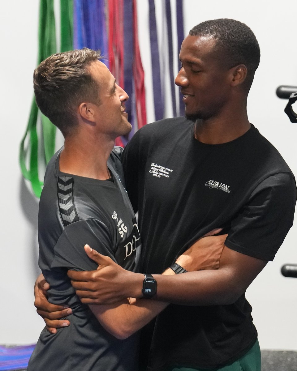 Wycombe Wanderers tweet media