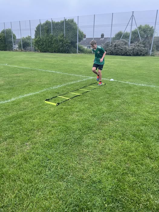 FFcoaching9's tweet photo. Amazing 3 weeks with coulter working on his explosive running power, technique and his ball striking. Fantastic attitude and so keen to get better. Great job kiddo 🙌💪 https://t.co/gu3lwqc1K6