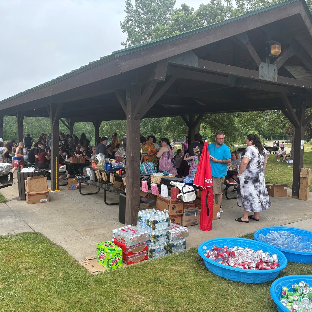 gpshospitality's tweet image. Just wrapped up our MI team's annual picnic, and it was a blast!🧺 Good food, great company, and unforgettable memories. Cheers to team bonding! #TeamMI #MemoriesMade