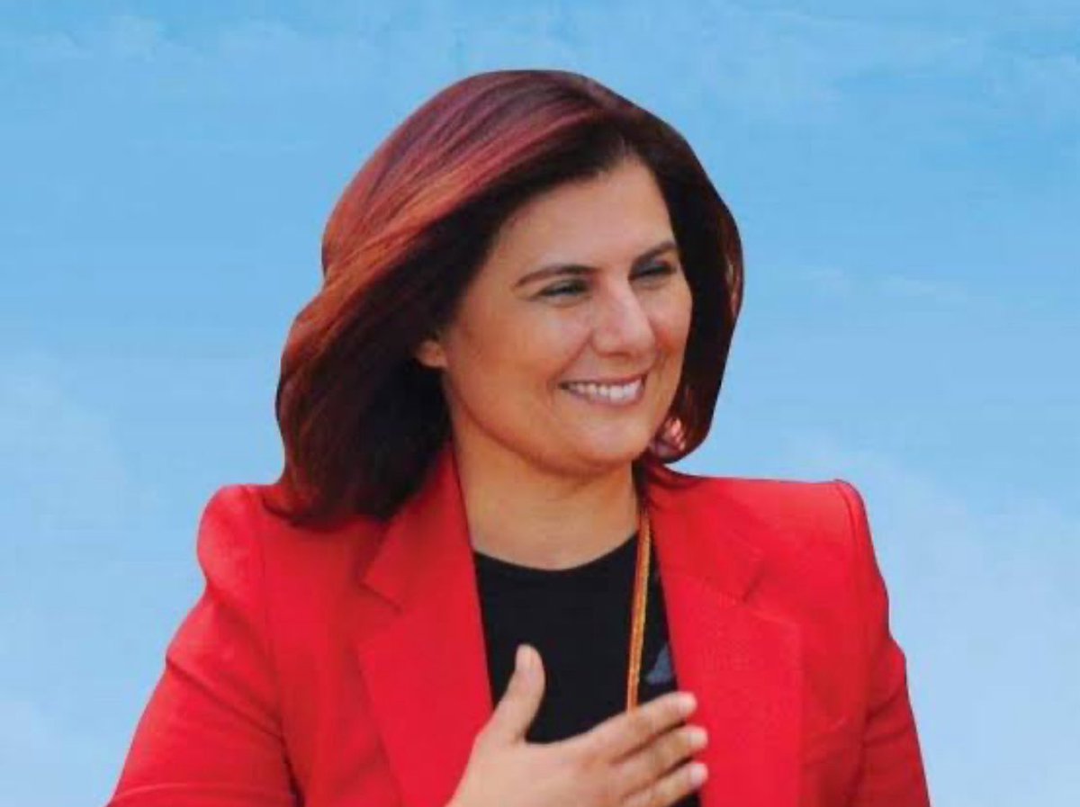 Ak parti ailesine hoş geldin OZLEM Çerçioglu 

CHP lilerin kudurma oranı çok yükselmiş 
Kıymet bilmezsen el sıkmaya tenezzül etmezsen olacağı buydu 😂