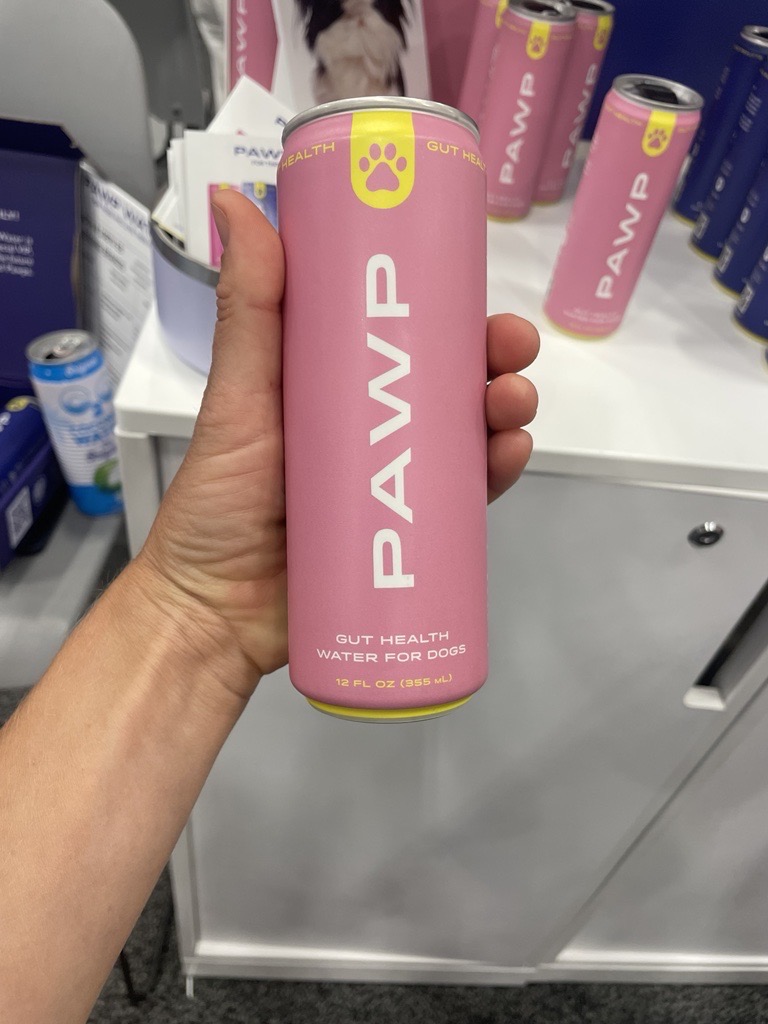 StratumHealth's tweet photo. Hanging out at SUPERZOO this week? Keep an eye out for Eric and Alyssa! They're having a paws-itively splendid time!
Shoutout to Pawp Water on their product launch containing Bimuno® GOS! Stop by their booth #10870 EB to check it out!
#stratumnutrition #SUPERZOO #pethealth https://t.co/F044rRCahR