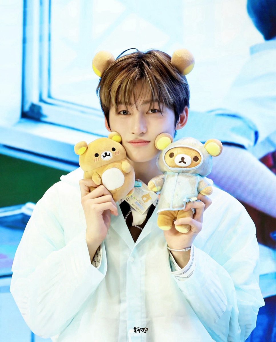 곰돌지훈 무한기다리기🐻🧸

#team곰돌지훈 #한지훈