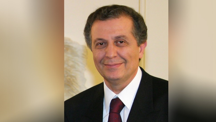 🟥درگذشت و جاودانگی مهندس محسن عضدانلو عضو شورای ملی مقاومت ایران

درگذشت و جاودانگی مهندس محسن عضدانلو عضو شورای ملی مقاومت #ایران با بیش از ۵۰سال یاری و همراهی تمام‌عیار با #مجاهدین و مبارزان آزادی در نبرد با دو دیکتاتوری شاه و شیخ.

محسن عضدانلو ۸۳ساله متولد #تهران، روز