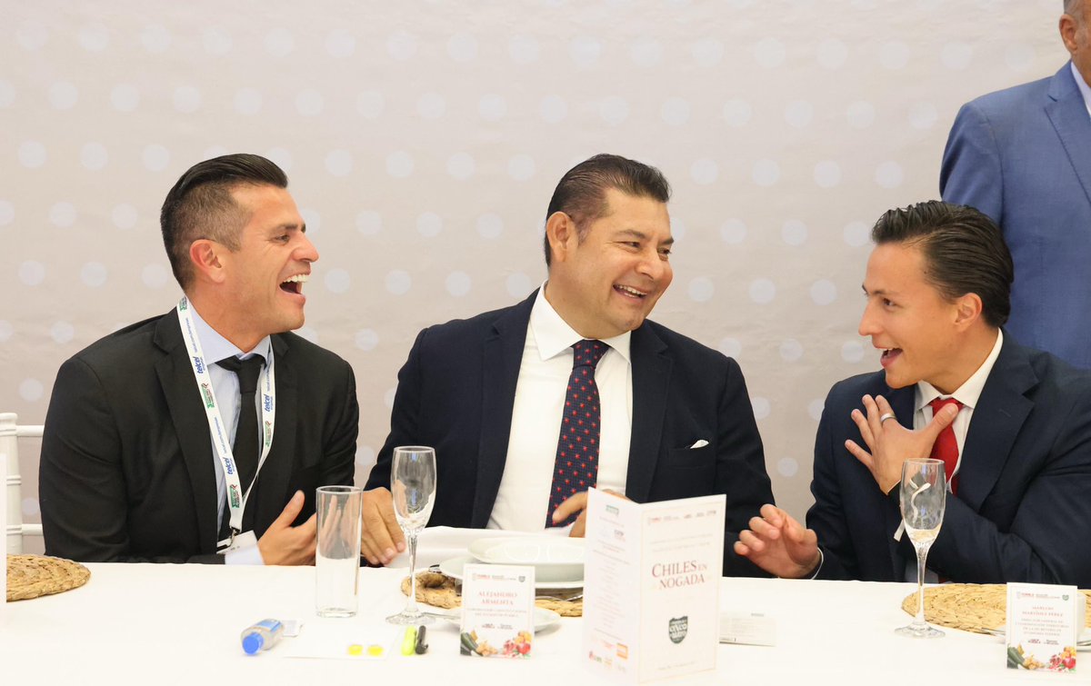 Gobierno de Puebla (@gob_puebla) on Twitter photo 📢 Puebla lidera proyectos tecnológicos de la presidenta Claudia Sheinbaum: Armenta
Puebla está a la vanguardia a nivel nacional y marca una nueva etapa en su participación en proyectos tecnológicos, aseguró el gobernador <a href="/armentapuebla_/">Alejandro Armenta</a>, al destacar el anuncio de la presidenta 📢 Puebla lidera proyectos tecnológicos de la presidenta Claudia Sheinbaum: Armenta
Puebla está a la vanguardia a nivel nacional y marca una nueva etapa en su participación en proyectos tecnológicos, aseguró el gobernador <a href="/armentapuebla_/">Alejandro Armenta</a>, al destacar el anuncio de la presidenta