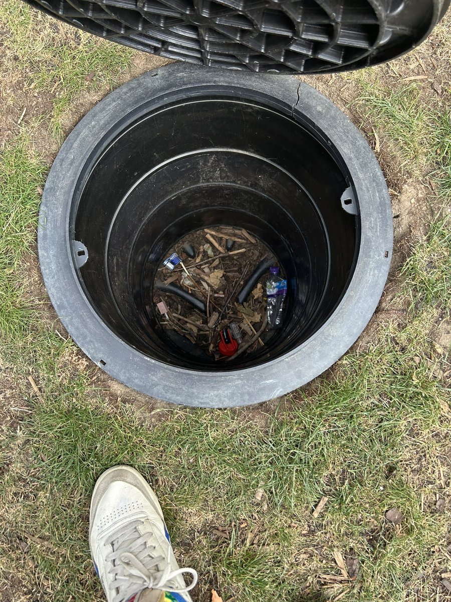 bobbyman's tweet photo. @wfcouncil there is an open manhole in Priory playground. Can someone come fix it asap? https://t.co/HaXKnDym5V