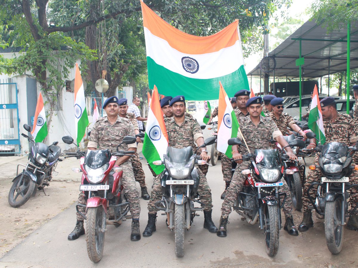 Our National Flag is not just a symbol, it's a profound representation of our collective Pride and Unity.
As part of #HarGharTiranga# campaign Range Bokaro CRPF organised Tiranga Motorcycle Rally with riders carrying the National Flag symbolising speed, strength and patriotism.