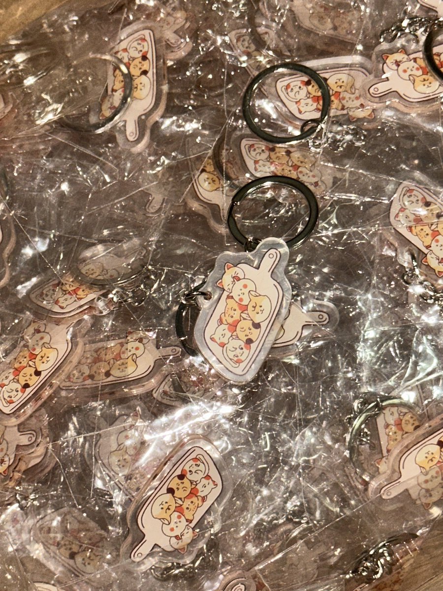 notchew18's tweet photo. Hello! I’ll be giving keyrings and coin purse freebies in these CSEs:

⋆˚𝜗𝜚˚⋆ @rapperzloveclub Cupid’s Arrow Dapitan on Aug 17
⋆˚𝜗𝜚˚⋆ @yodream_ph 825 Memories on Aug 24 (PM Slot) https://t.co/5KjNHquY4i