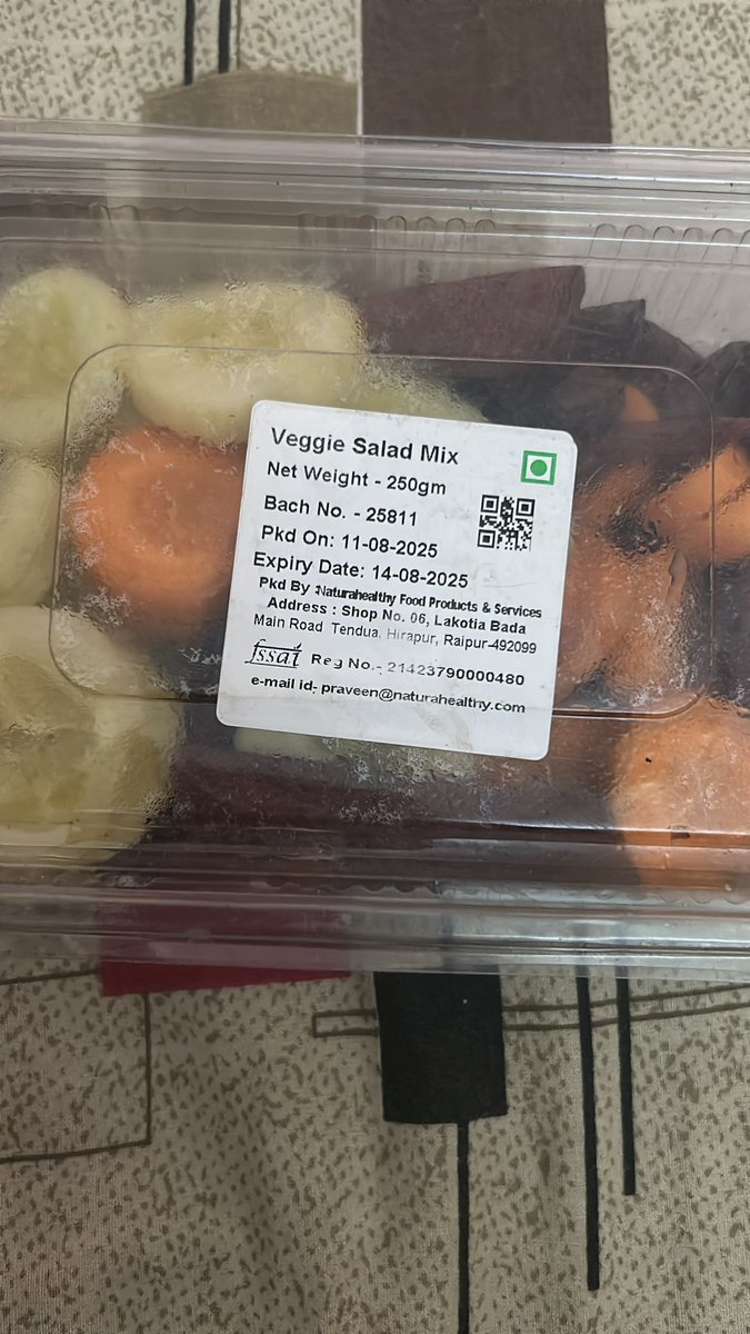 ipkinks's tweet photo. @letsblinkit is this kind of experience you want customers to have?
We called for salad assuming that it would be fresh but stale item is delivered.
Now, you will say that we have given refund but did I ordered for refund? https://t.co/U5iqbB0LNl