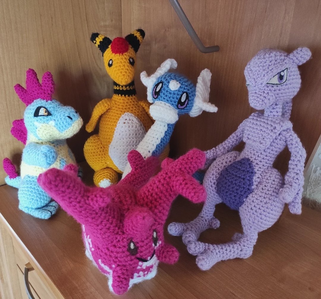 Old stuff
#pokemon #crochet #amigurumi #mewtwo #dratini
