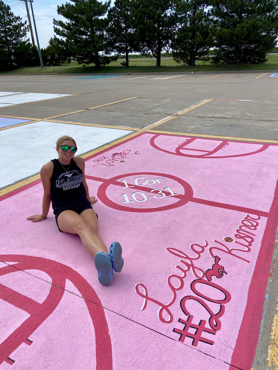 Amanda Kisner tweet media