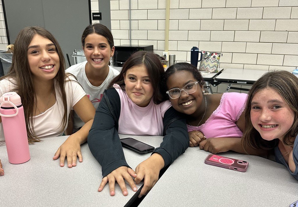 Harvard Junior High tweet media