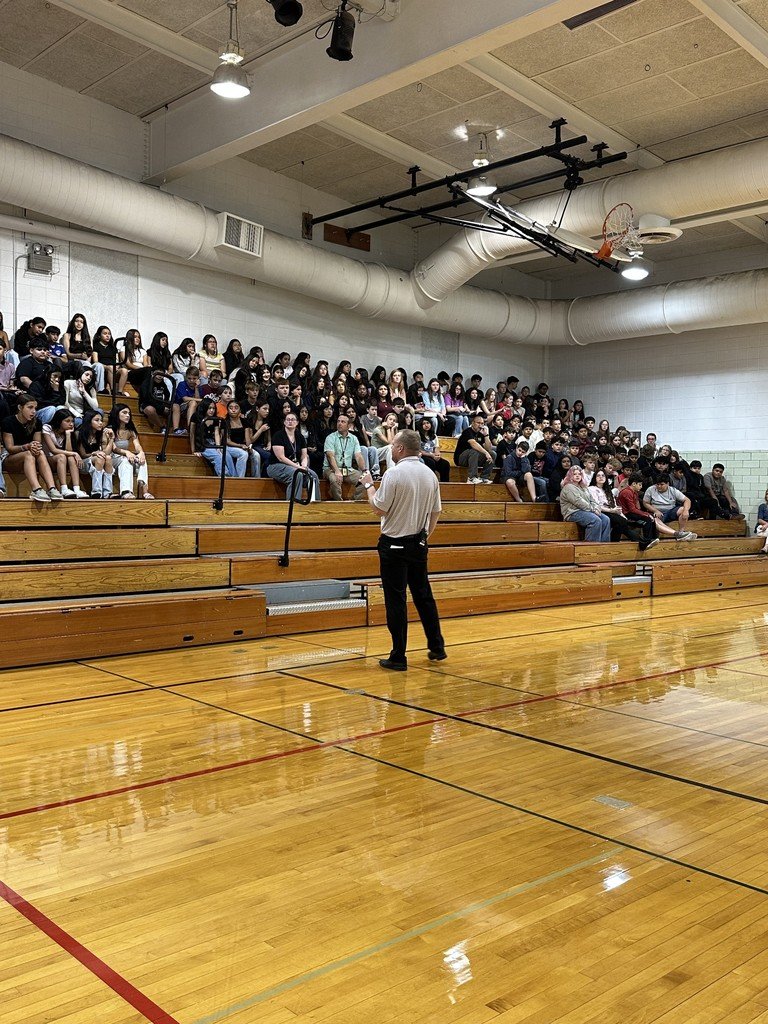 Harvard Junior High tweet media