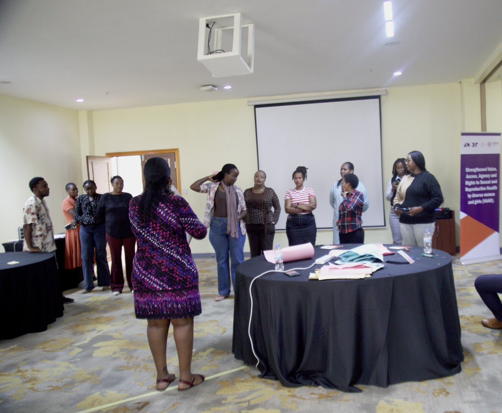 SRHRRWA's tweet image. From 12th–14th August, We joined a peer learning session on bodily autonomy hosted by the Tanga Community by SPECTRA. 
We dived deep into comfort in our bodies &amp;amp; unpacked social norms on #SRHR , especially abortion, sex work, sexuality &amp;amp; gender identity. #BodilyAutonomy