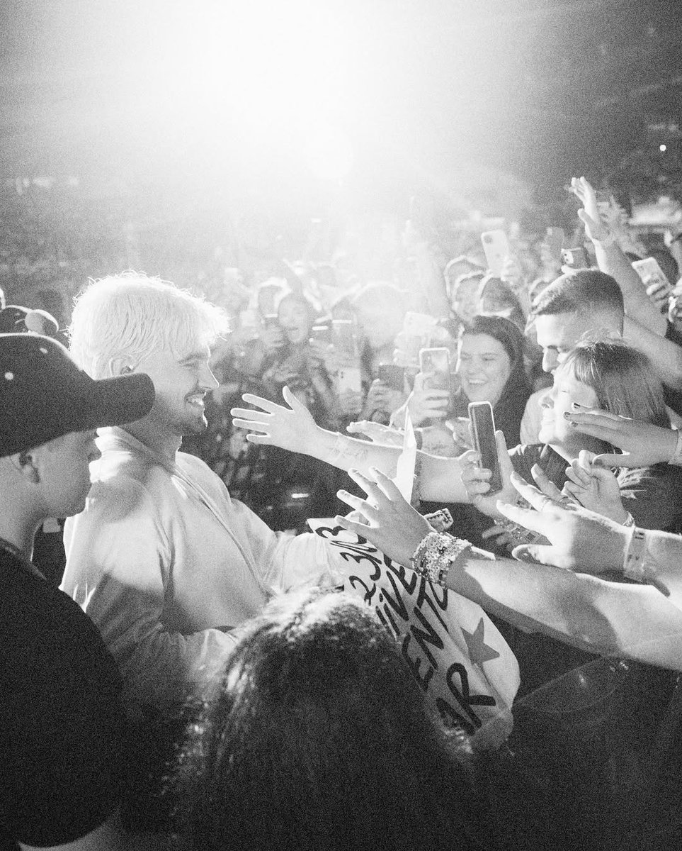 supernafila's tweet photo. Dois anos do início dessa era incrível. ❤️
📸 jaoqg via Instagram https://t.co/Wq4xGGJN1E