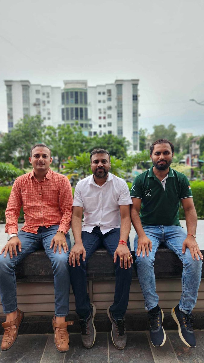 tech_mahindra's tweet photo. Faces lit with joy, hearts filled with pride 🇮🇳
#HappyIndependenceDay - Here’s to freedom, togetherness, and the tricolor that binds us!
#LoveToBeTechM #IndependenceDay https://t.co/qfwn8ojSi4