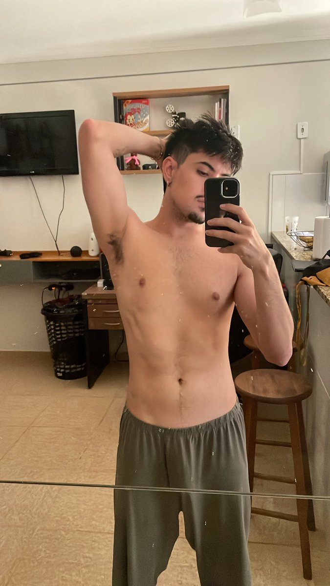 melinho gaguinho tweet media