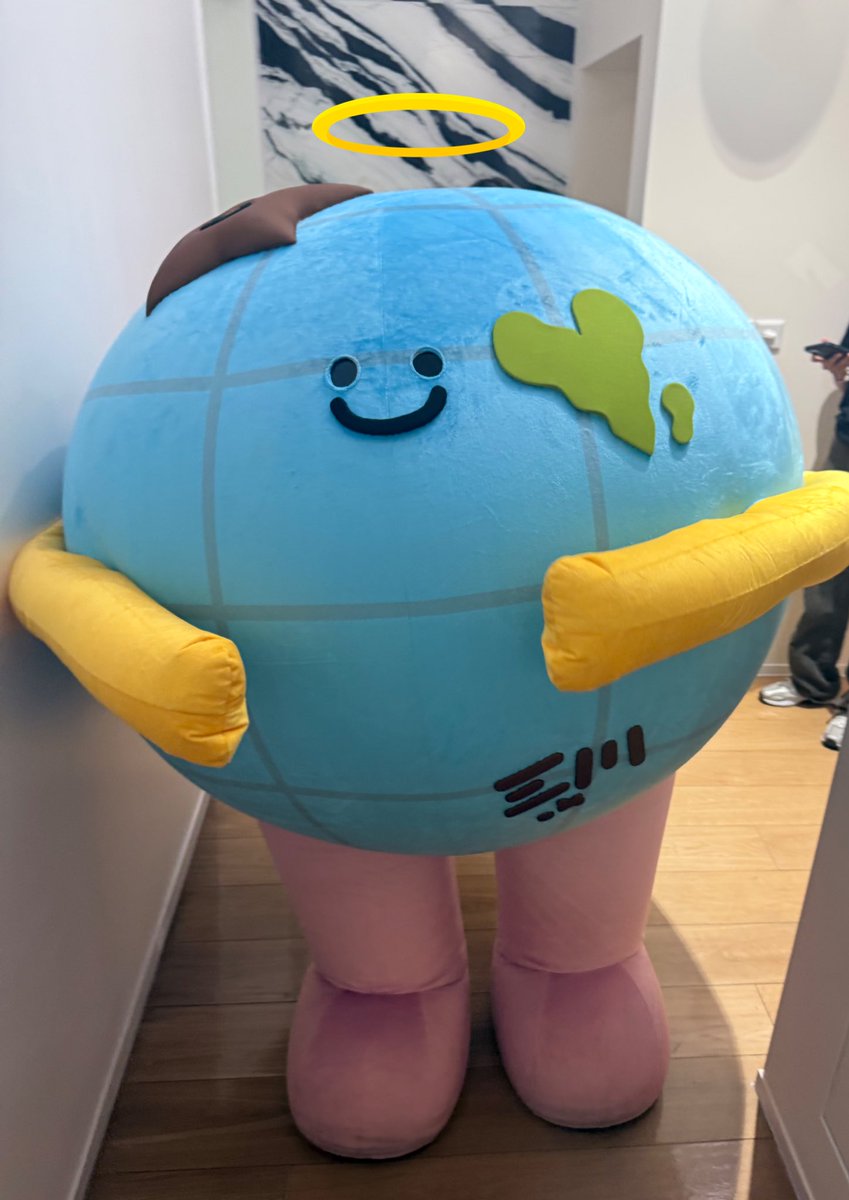 Earth Pirapat 🌏 tweet media
