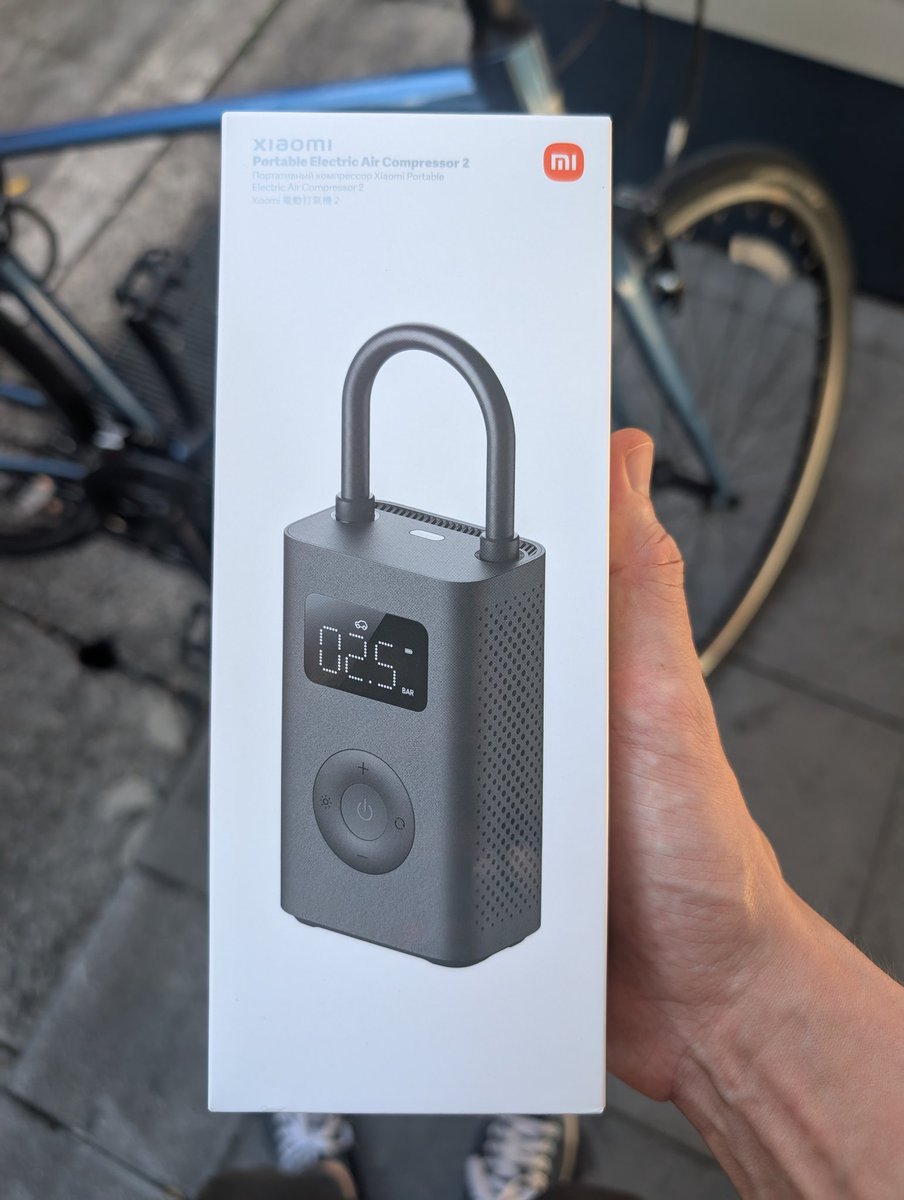 Had a flat tire, but there was a Xiaomi Store nearby