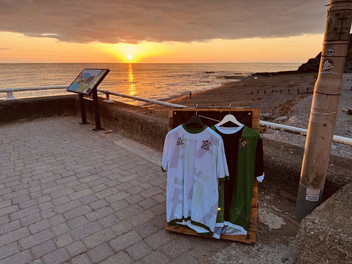 𝗖𝗿𝘆𝘀 𝘆 𝗖𝗮𝘀𝘁𝗲𝗹𝗹 | 𝗢𝘂𝗿 𝗙𝗼𝗿𝘁𝗿𝗲𝘀𝘀 𝗼𝗻 𝗙𝗮𝗯𝗿𝗶𝗰

🏰 🌅 

#AberFelUn | #AberAsOne