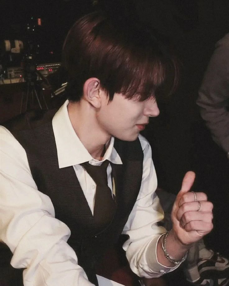 Woodsy Corner. tweet media