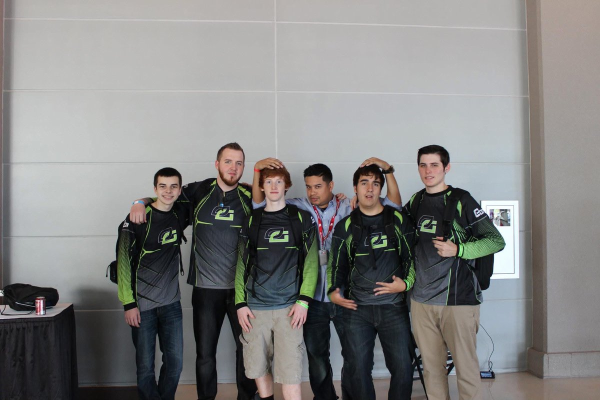 Di3seL's tweet image. Happy #OpTicDay!

Some relics from the archives. Incredible memories and so many more since. Thank you #GreenWall for all of the love over the years.

Best fans in the world.