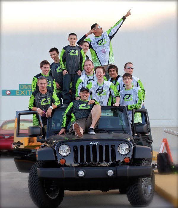 Di3seL's tweet image. Happy #OpTicDay!

Some relics from the archives. Incredible memories and so many more since. Thank you #GreenWall for all of the love over the years.

Best fans in the world.