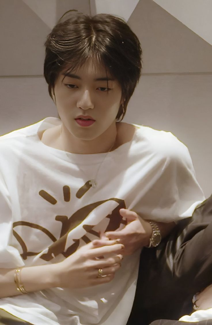 ; Beautiful Enigma
— Hajeongwoo few tweets au