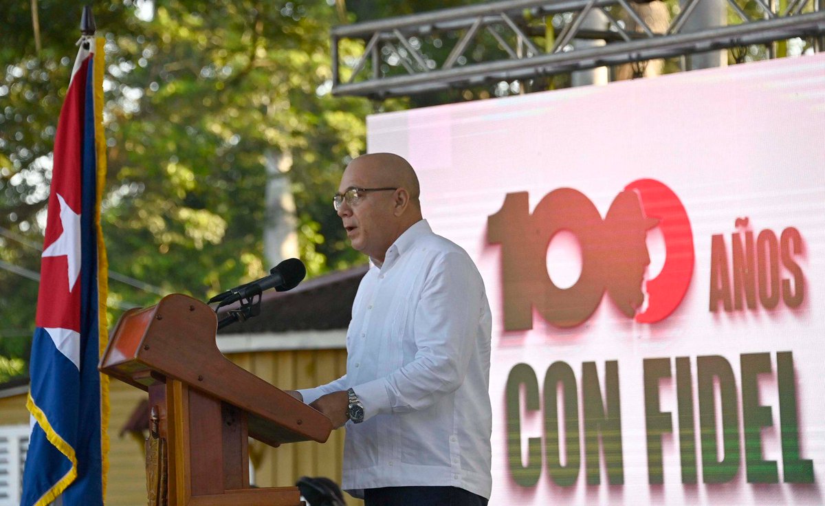 Partido Comunista de Cuba (@partidopcc) on Twitter photo Discurso pronunciado por <a href="/DrRobertoMOjeda/">Dr. Roberto Morales Ojeda</a> en el Acto Central por el aniversario 99 del natalicio del Comandante en Jefe Fidel Castro Ruz, en Birán, Holguín, el 13 de agosto de 2025, “Año 67 de la Revolución”.
Íntegro en nuestro Sitio web:
pcc.cu/index.php/fide… Discurso pronunciado por <a href="/DrRobertoMOjeda/">Dr. Roberto Morales Ojeda</a> en el Acto Central por el aniversario 99 del natalicio del Comandante en Jefe Fidel Castro Ruz, en Birán, Holguín, el 13 de agosto de 2025, “Año 67 de la Revolución”.
Íntegro en nuestro Sitio web:
pcc.cu/index.php/fide…
