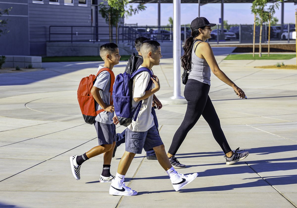 KCSOS's tweet photo. The new Mountain View TK-8 school in the Panama-Buena Vista Union School District opened its gates and doors for the first time this week, welcoming in a new generation of ‘Longhorns’ and their families for a year of fun and learning.

Read more: https://t.co/sKDaSjqZSK https://t.co/c8naiuzHxZ