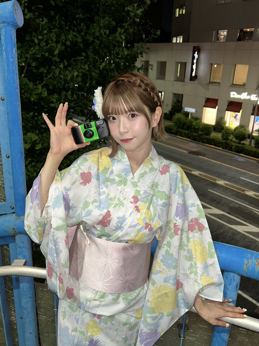 きょうは #釈迦東京 ありがとうございました🐶🌟
釈迦東京vol.50おめでとうだったね🌈
いつもだけどきょうと11日は流石にぽちっこさん本当に本当にありがとう🥲💛
ずっと応援してくれてるおかげで活動出来てるよ🪽
会える時を大事に一緒に楽しんで思い出作っていこうね📸
ぽちっこさんだいすきだよ🎀