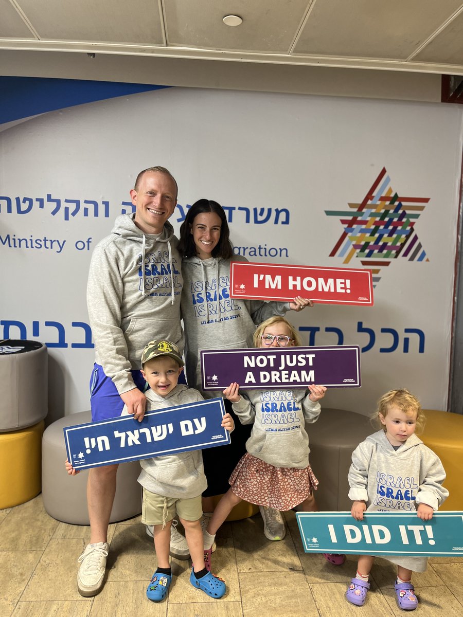 NefeshBNefesh's tweet photo. 152 New Olim, 3 different points, 1 destination: 🇮🇱
Another incredible week of summer Aliyah comes to a close as we welcomed more and more families + individuals home via @KlitaGov from across the U.S! https://t.co/jfmAe7ccCN