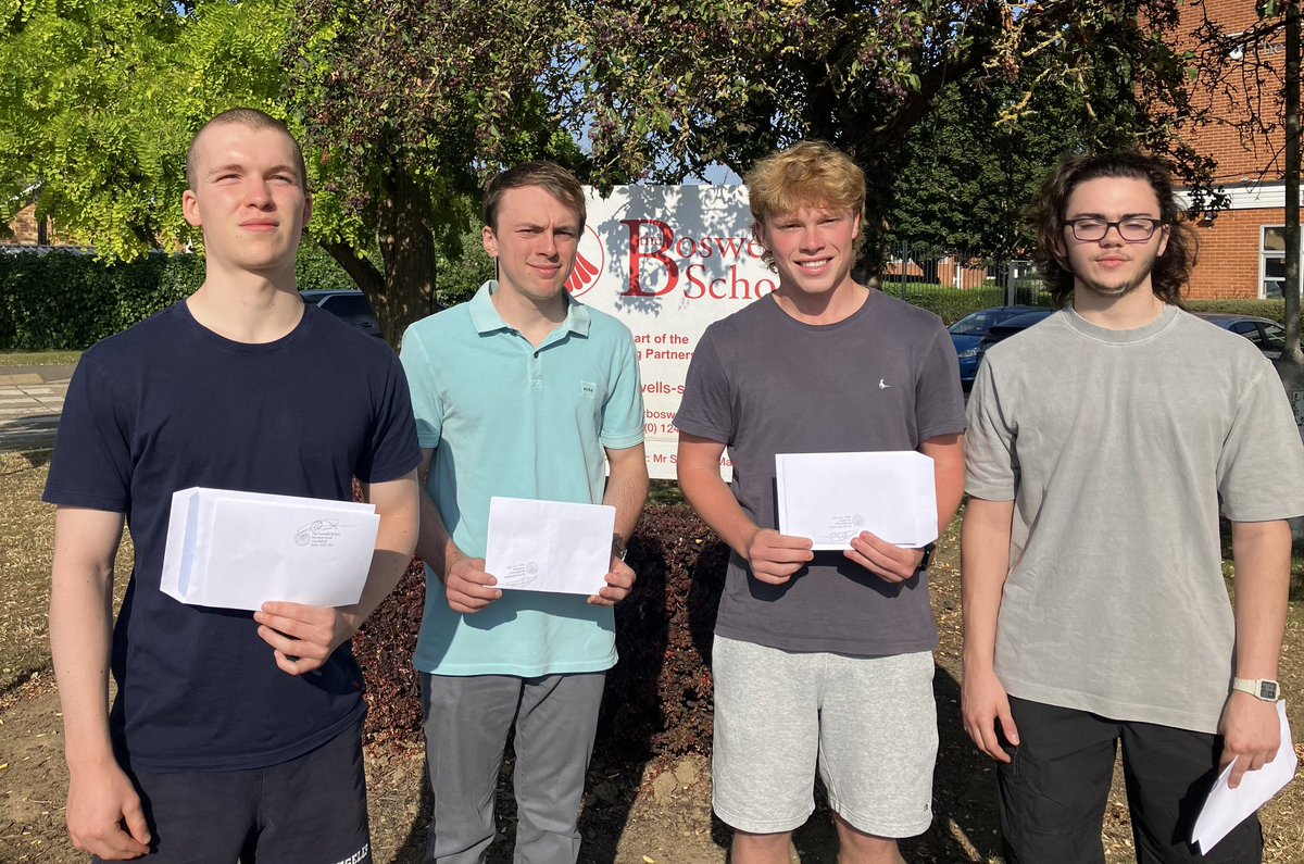 13 A* grades between these students. How amazing is that 🤩 #BestofBoswells #AimHigh #alevels2025