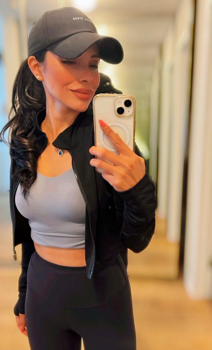 ℂ𝕣𝕪𝕡𝕥𝕠𝔼𝕞𝕡𝕣𝕖𝕤𝕤🤍 tweet media