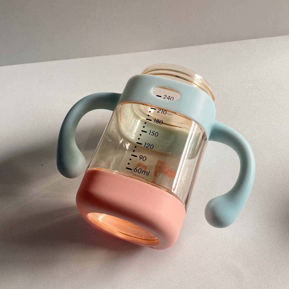 pjsktr97's tweet photo. —• botol minum anak super gemey
🧺 https://t.co/oPHinBkvyi

Dari box-nya aja udah gemes, isinya apalagi… botol minum bayi ini beneran bikin anak happy &amp; ibu tenang 🍼💗

#zonajajan #zonauang #zonabelanja https://t.co/D0inBIkY1J