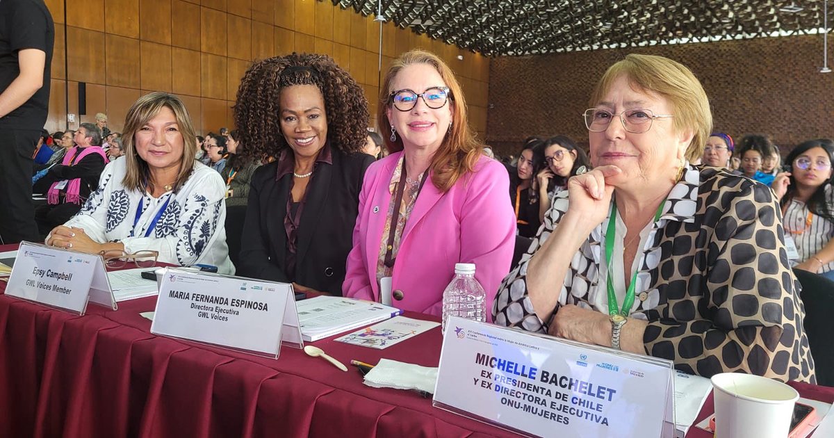Alejandra Mora Mora (@alejandramoram) on Twitter photo En el marco de la XVI Conferencia Regional sobre la Mujer, compartiendo con mujeronas que han marcado la historia política y de los derechos humanos en nuestra región y en mundo: <a href="/epsycampbell/">Epsy Campbell</a>, <a href="/mbachelet/">Michelle Bachelet</a> y <a href="/mfespinosaEC/">María Fernanda Espinosa</a>. En el marco de la XVI Conferencia Regional sobre la Mujer, compartiendo con mujeronas que han marcado la historia política y de los derechos humanos en nuestra región y en mundo: <a href="/epsycampbell/">Epsy Campbell</a>, <a href="/mbachelet/">Michelle Bachelet</a> y <a href="/mfespinosaEC/">María Fernanda Espinosa</a>.